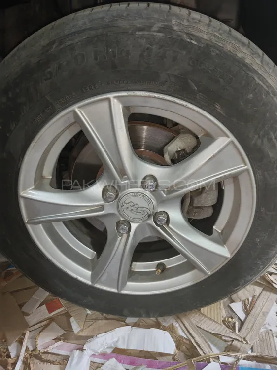 Toyota Vitz 2011 for Sale in Lahore Image-1