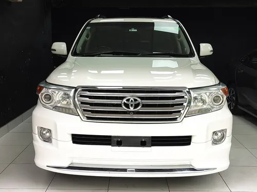 Toyota Land Cruiser AX G Selection 2013