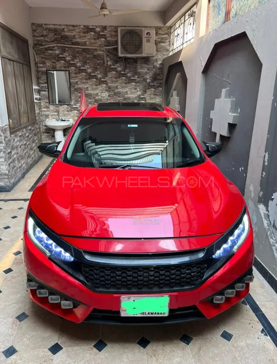 Honda Civic 2017 for Sale in Peshawar Image-1