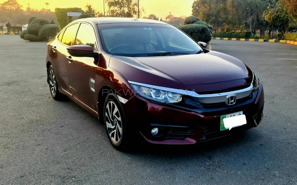 Honda Civic 2018 for Sale in Lahore Image-1