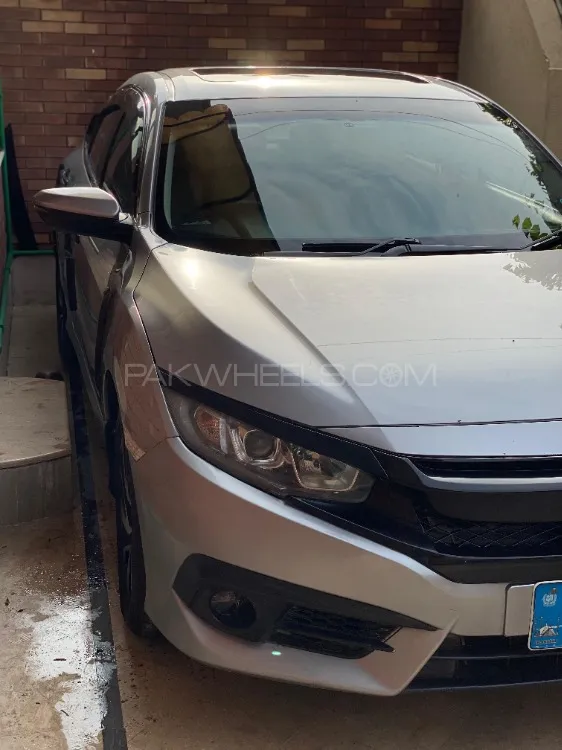 Honda Civic 2018 for Sale in Lahore Image-1