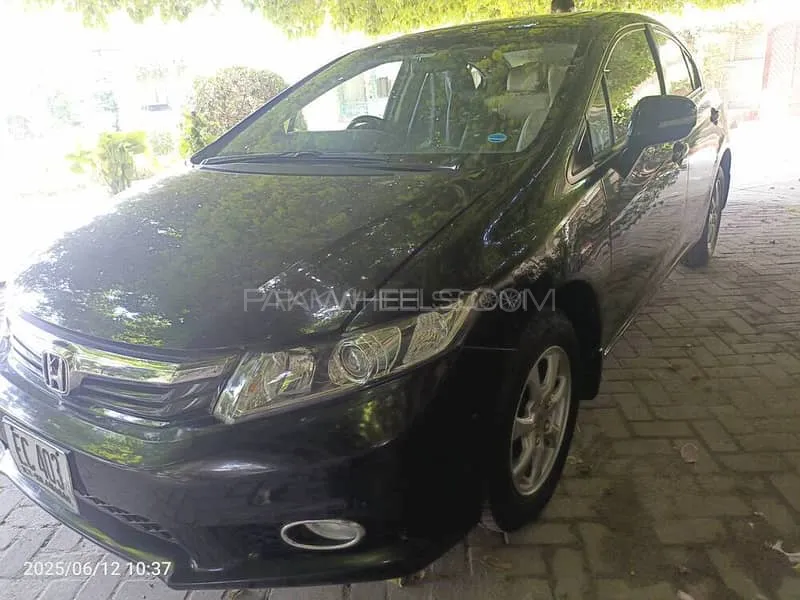 Honda Civic 2015 for Sale in Multan Image-1
