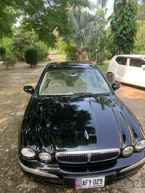 Jaguar XF 2004 for Sale in Jhelum Image-1