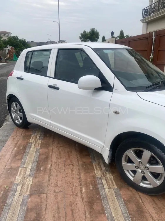 Suzuki Swift 2012 for Sale in Lahore Image-1