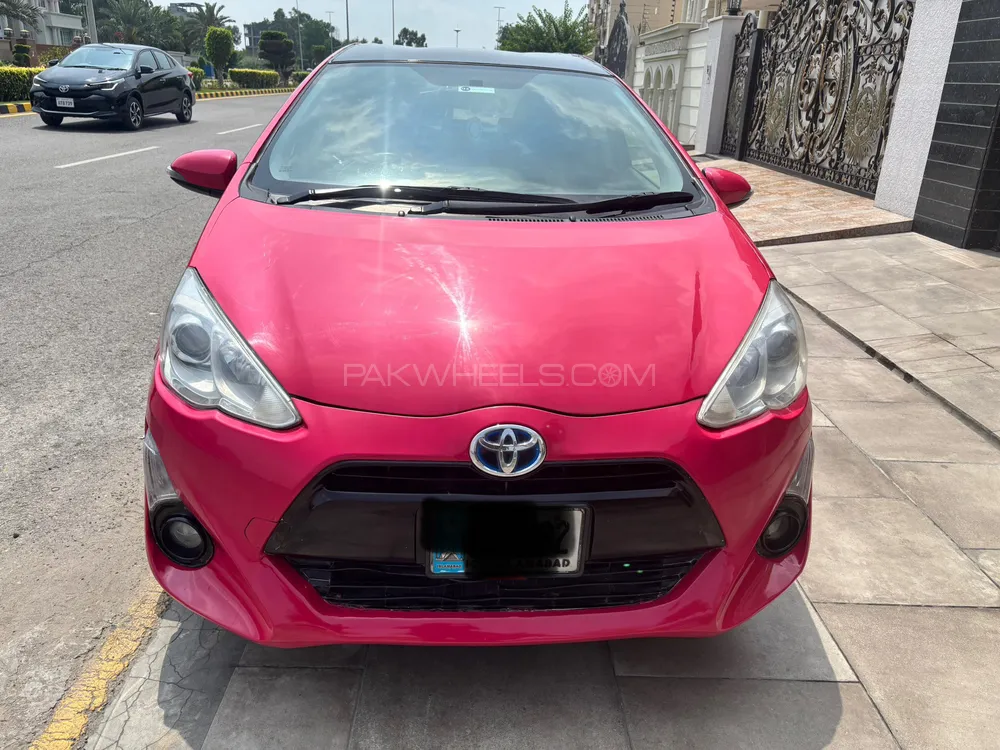 Toyota Aqua 2015 for Sale in Gujranwala Image-1