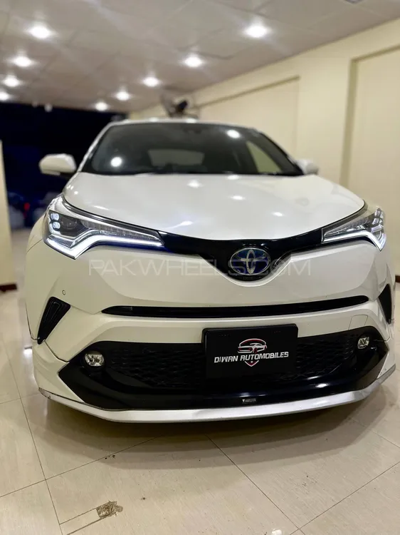 Toyota C-HR 2018 for Sale in Karachi Image-1