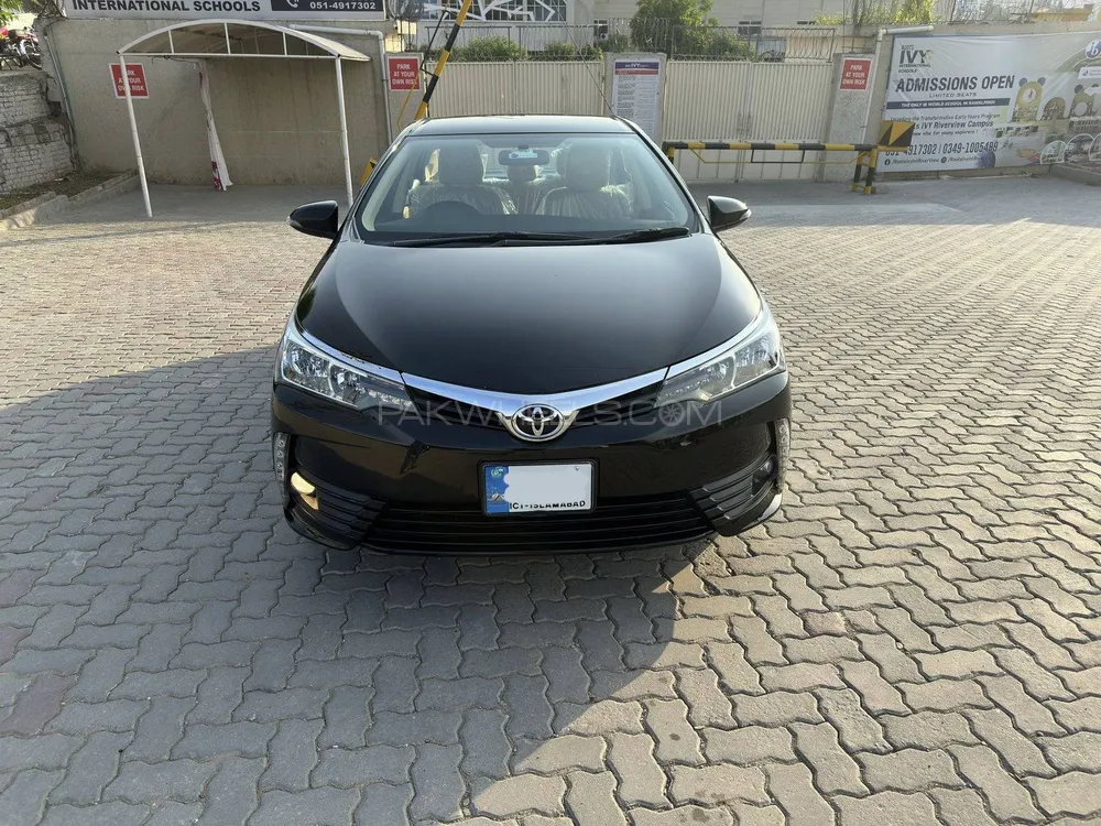 Toyota Corolla 2018 for Sale in Islamabad Image-1