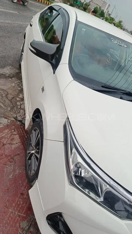 Toyota Corolla 2018 for Sale in Phalia Image-1