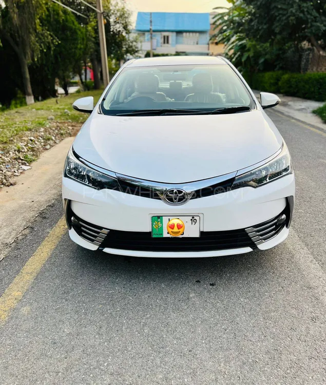 Toyota Corolla 2018 for Sale in Abbottabad Image-1