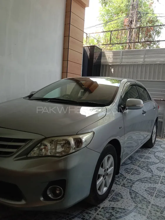 Toyota Corolla 2013 for Sale in Sargodha Image-1