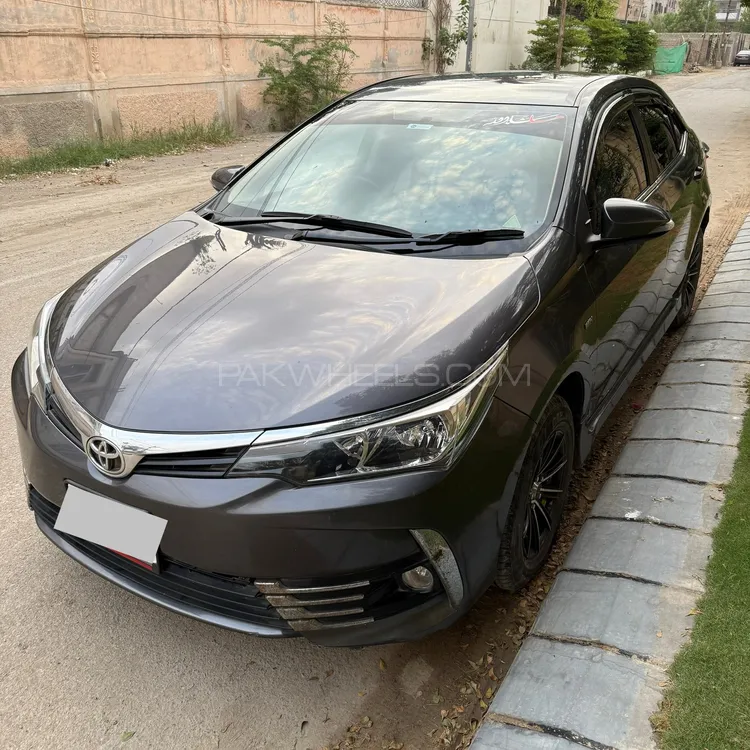Toyota Corolla 2020 for Sale in Karachi Image-1