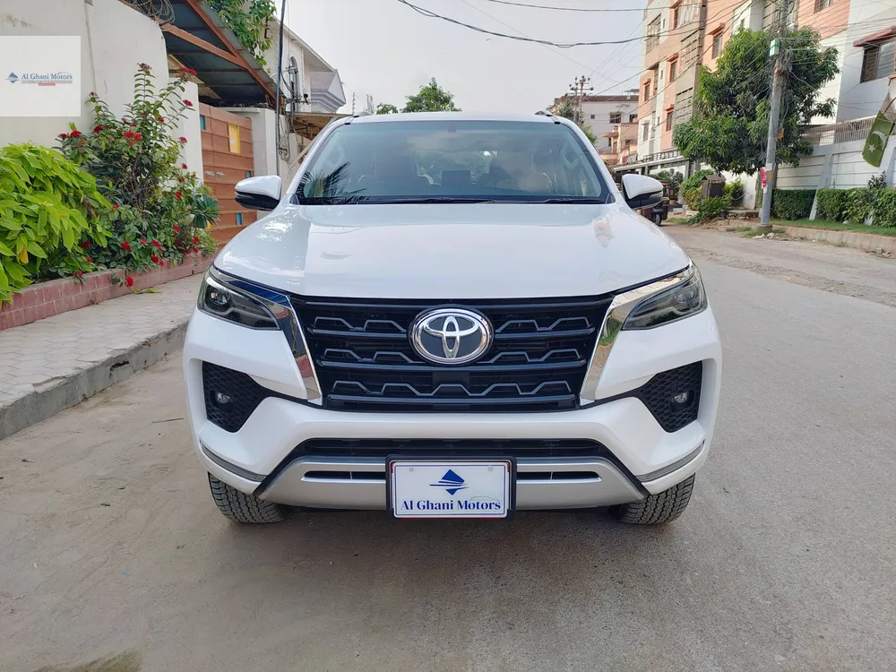 Toyota Fortuner 2022 for Sale in Karachi Image-1