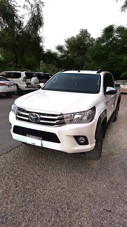 ٹویوٹا ہائیلکس 2018 for Sale in اسلام آباد Image-1