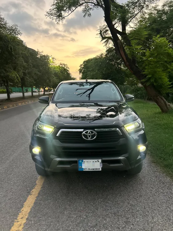 Toyota Hilux 2022 for Sale in Islamabad Image-1