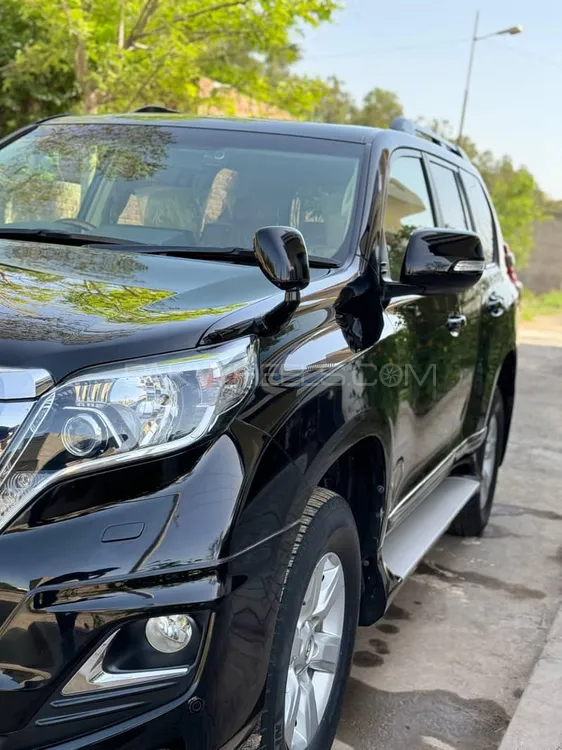 Toyota Prado 2017 for Sale in Gojra Image-1