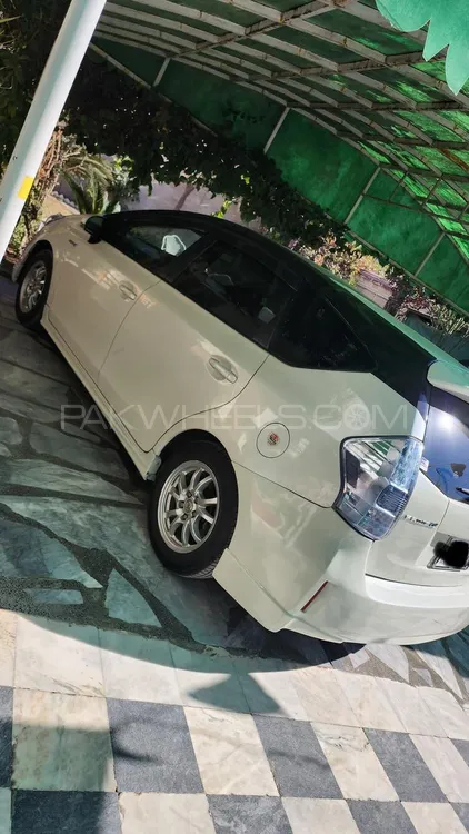 ٹویوٹا پریوس الفا 2012 for Sale in اسلام آباد Image-1