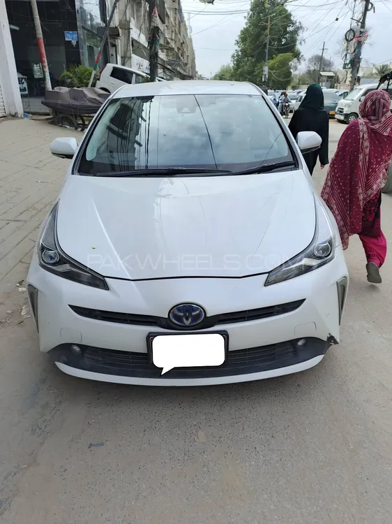 Toyota Prius 2020 for Sale in Karachi Image-1