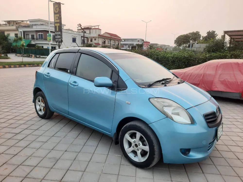 Toyota Vitz 2006 for Sale in Islamabad Image-1