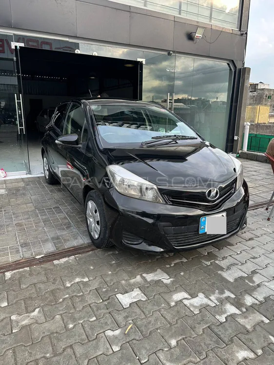 Toyota Vitz 2011 for Sale in Islamabad Image-1