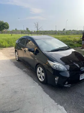 Toyota Prius S LED Edition 1.8 2011