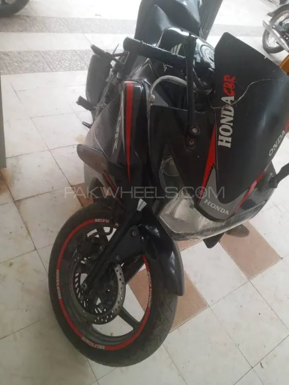 Honda CBR 150R 2015 for Sale Image-1