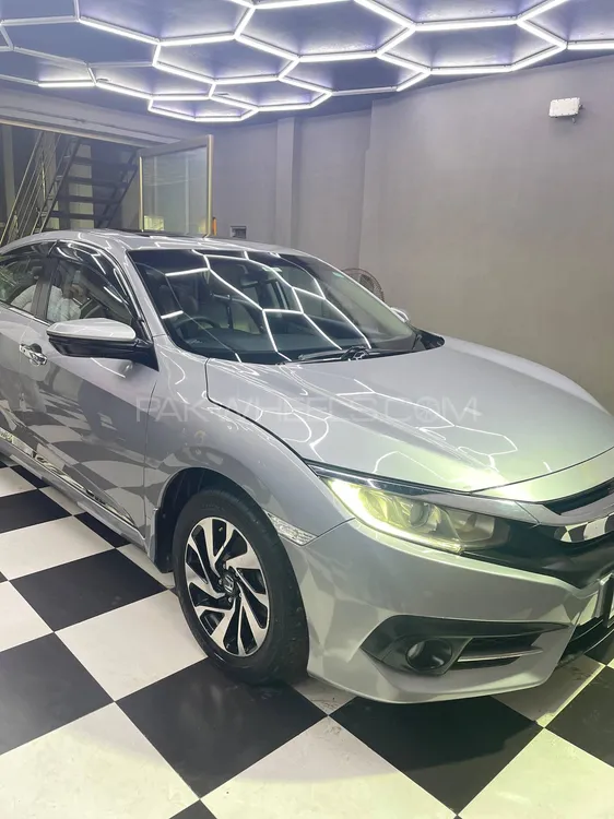 Honda Civic 2018 for Sale in Lahore Image-1