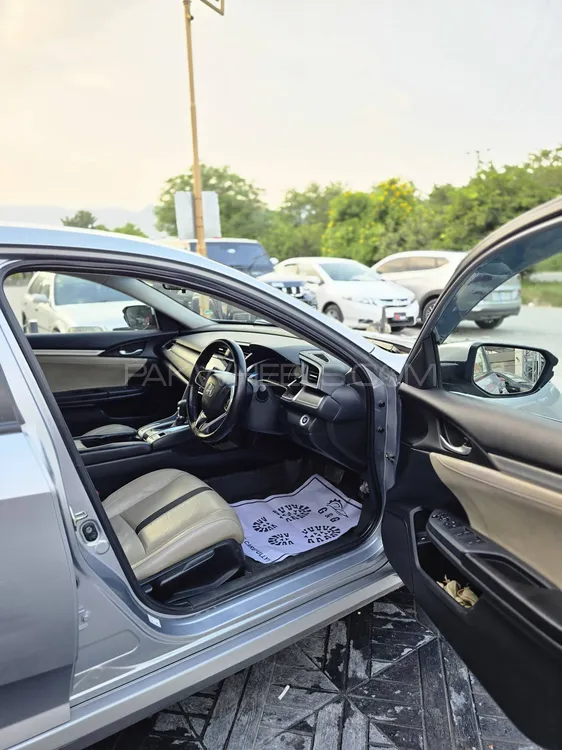 Honda Civic 2018 for Sale in Islamabad Honda Civic 2018 for Sale in Islamabad Image-5