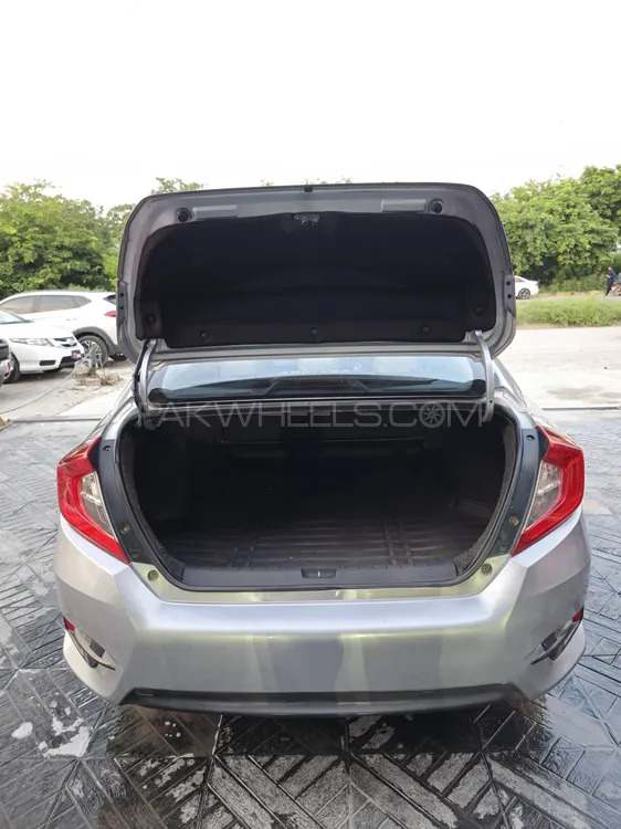 Honda Civic 2018 for Sale in Islamabad Honda Civic 2018 for Sale in Islamabad Image-13