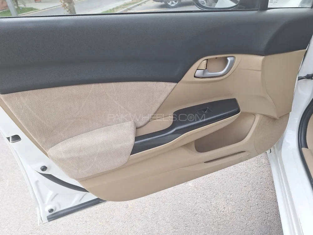 Honda Civic 2015 for Sale in Rawalpindi Honda Civic 2015 for Sale in Rawalpindi Image-6