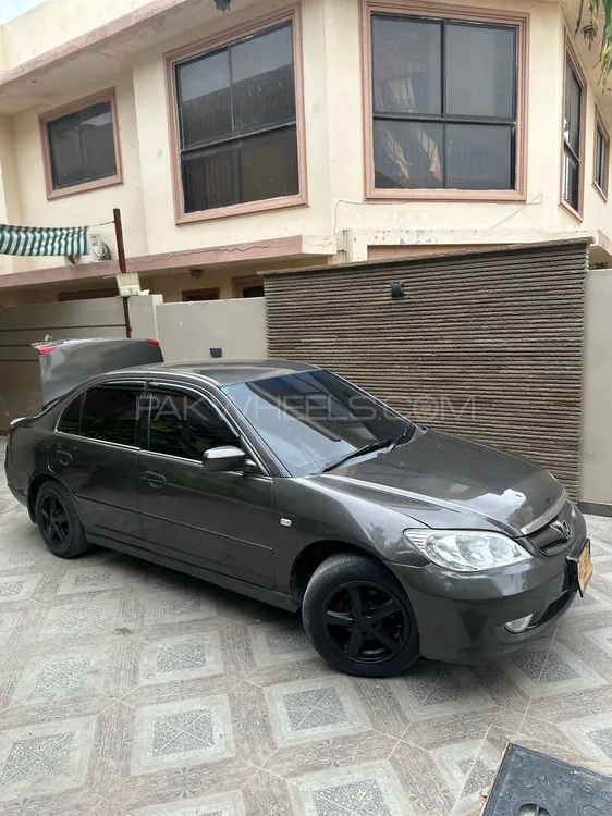 Honda Civic 2004 for Sale in Karachi Image-1