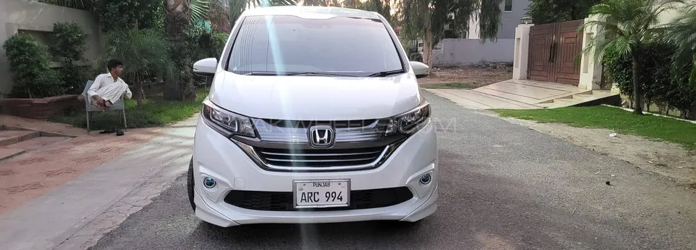 Honda Freed 2019 for Sale in Lahore Image-1