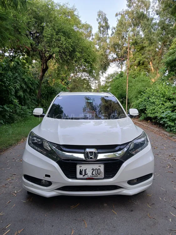 Honda Vezel 2014 for Sale in Lahore Image-1