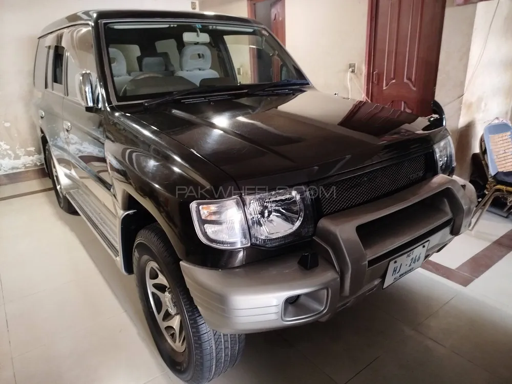 Mitsubishi Pajero 1998 for Sale in Multan Image-1
