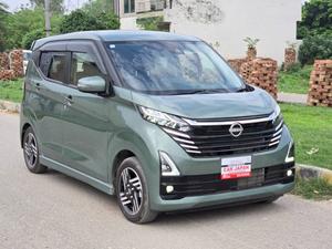Fresh Custom Clearance 
No.1 Japan Quality
HIGHWAY STAR X Edition
2024 Model
Low Mileage: 6959 KM
Shiny Green Colour
Heating Seats 
14 Inch Alloy Wheels
Push Start Engine / Intelligent Key
Auto Ac Touch Panel
LED  Head Lump
Super UV Cut Doors Glass
Intelligent Around View Monitor
Camera On Room Mirror
Genuine Verifiable Auction Sheet
Auction Sheet Attach For Satisfaction And Online Verification
Alloy Wheels
Nissan Genuine 9 Inch Navigation System
Nissan Genuine Back Camera
Remote Door Mirror
Abs Braking System
Traction Control
Hid Headlights
Retractable Side Mirrors With Indicators
Winker Mirror
Digital Climate Control Air Conditioning System
Drivers Airbag
Passengers Airbag
All Power Windows
Multimedia Steering
Engine In Clean & Good Condition
Clean Interior & Exterior
Power Steering
Dual SRS Air Bag
High Quality Luxury Hatchback
Brand New Tyres