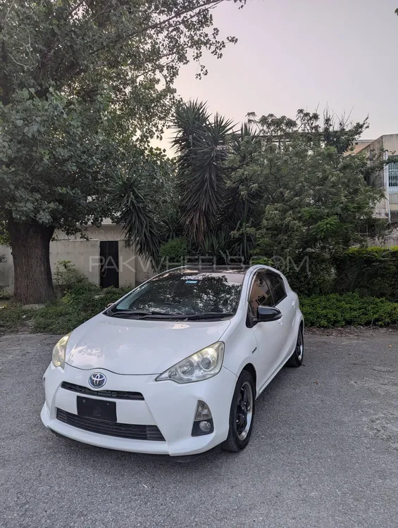 Toyota Aqua 2013 for Sale in Islamabad Image-1