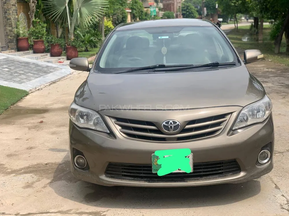 Toyota Corolla 2014 for Sale in Lahore Image-1
