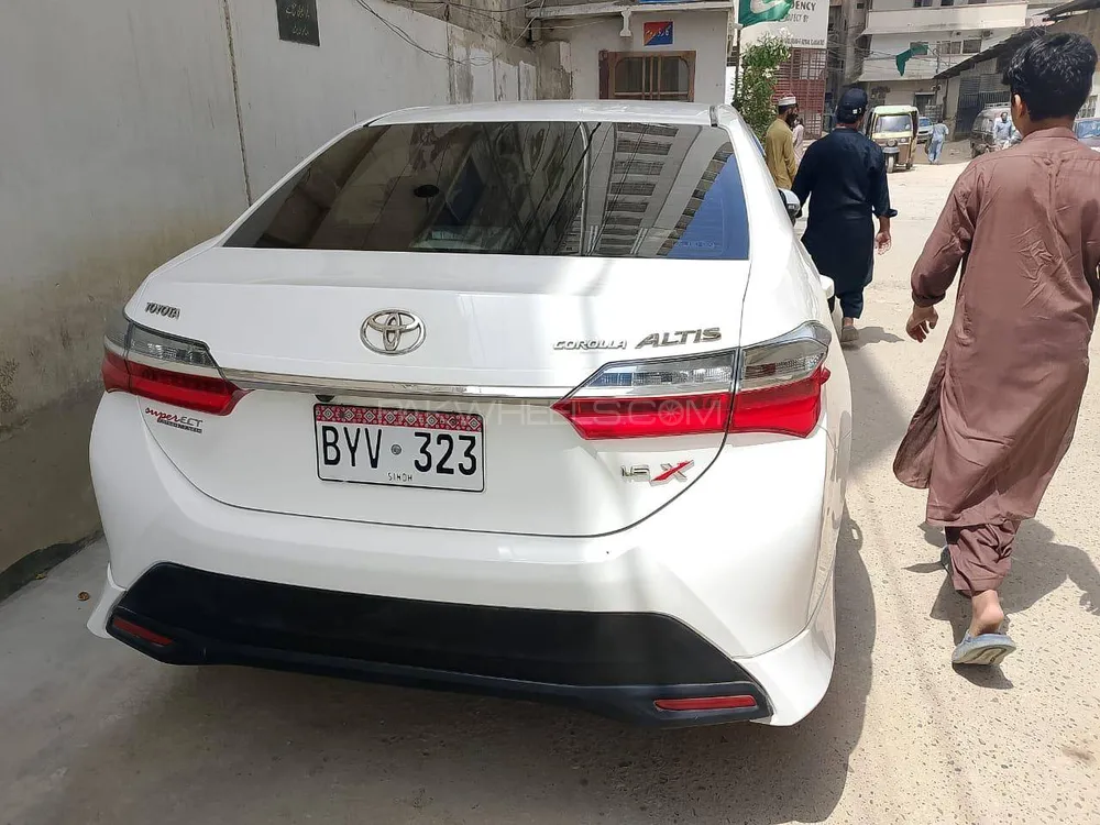 Toyota Corolla 2021 for Sale in Karachi Image-1