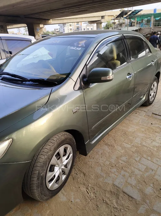 Toyota Corolla 2011 for Sale in Karachi Image-1