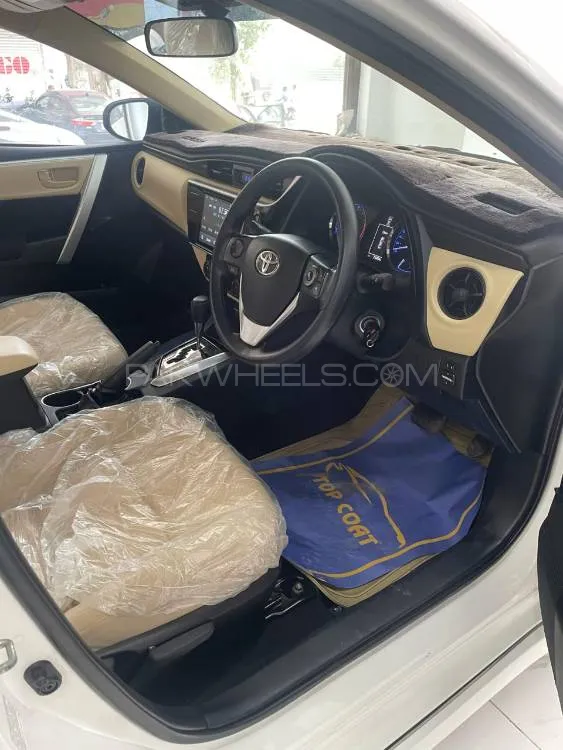 Toyota Corolla 2021 for Sale in Karachi Image-1