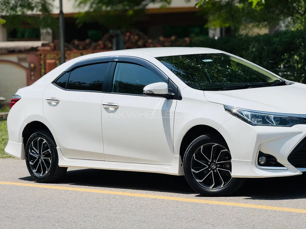 Toyota Corolla 2024 for Sale in Islamabad Image-1