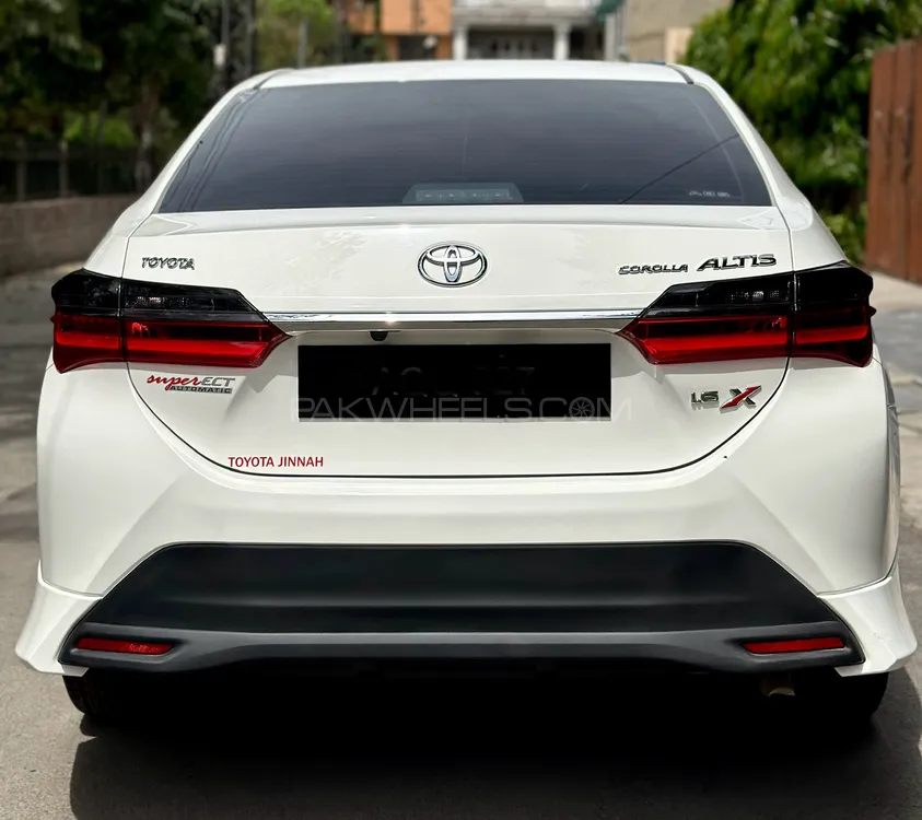 Toyota Corolla 2022 for Sale in Lahore Image-1