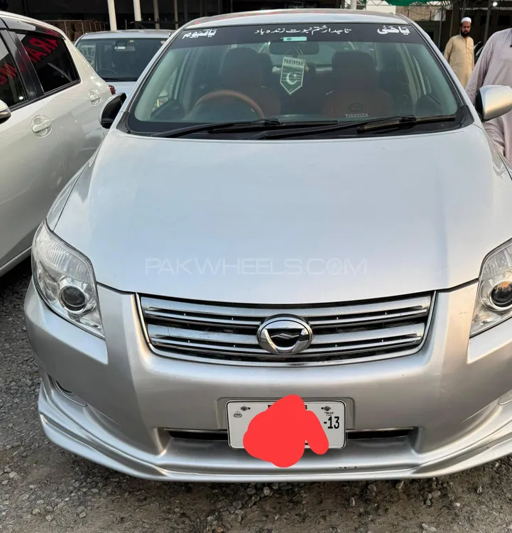 Toyota Corolla Axio 2013 for Sale in Nowshera Image-1