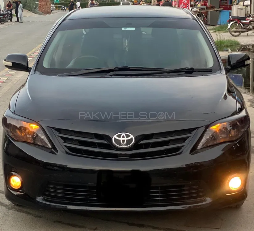 Toyota Corolla 2012 for Sale in Faisalabad Image-1