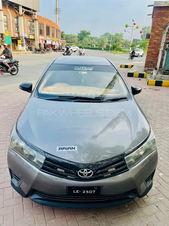 Toyota Corolla 2014 for Sale in Faisalabad Image-1