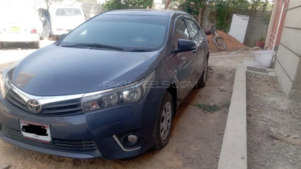 Toyota Corolla 2017 for Sale in Karachi Image-1