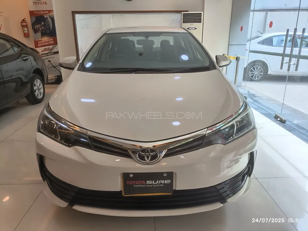 Toyota Corolla 2019 for Sale in Karachi Image-1