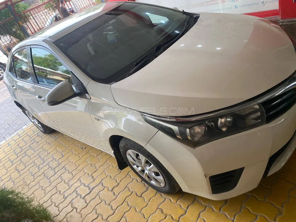 Toyota Corolla 2017 for Sale in Multan Image-1