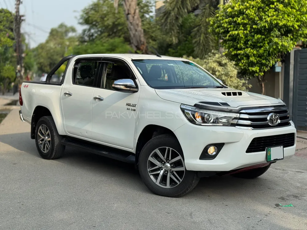 Toyota Hilux 2017 for Sale in Lahore Image-1