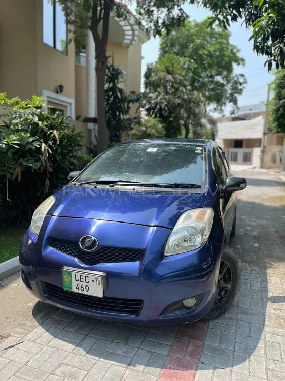 Toyota Vitz 2008 for Sale in Lahore Image-1