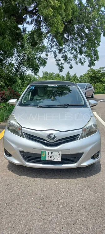 Toyota Vitz 2011 for Sale in Faisalabad Image-1
